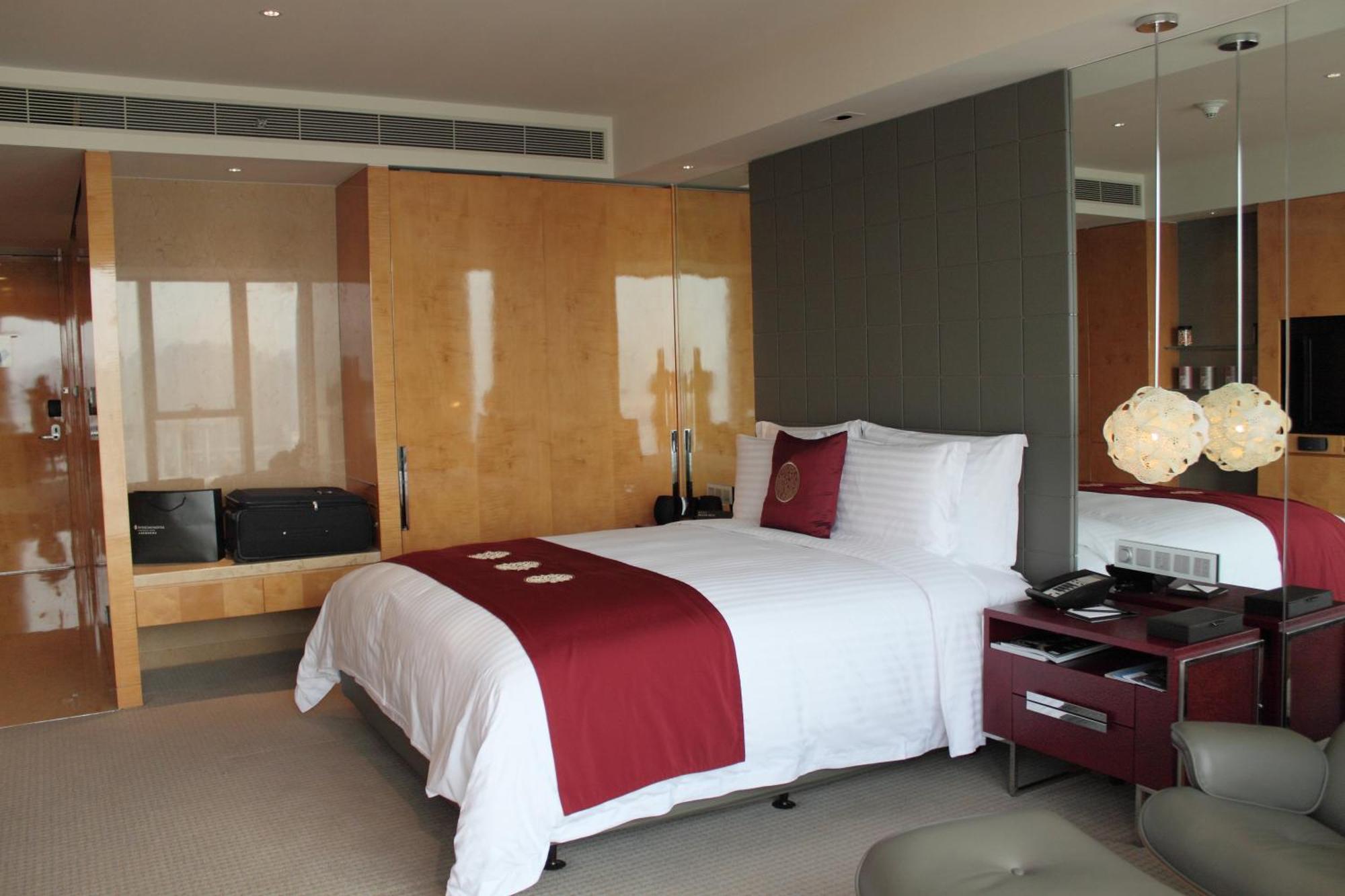 Intercontinental Shanghai Expo By Ihg Номер фото